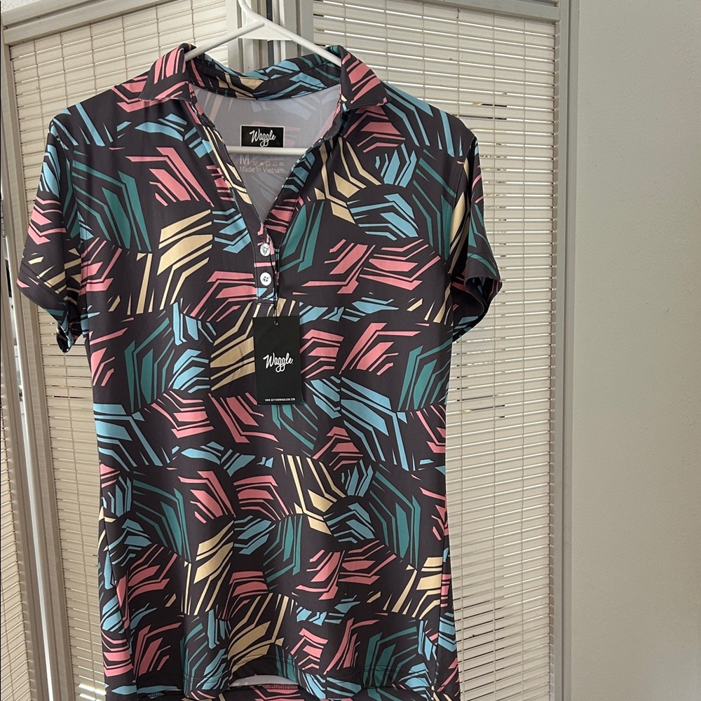 Waggle woman’s M Colorful Geometric Print Polo Shirt